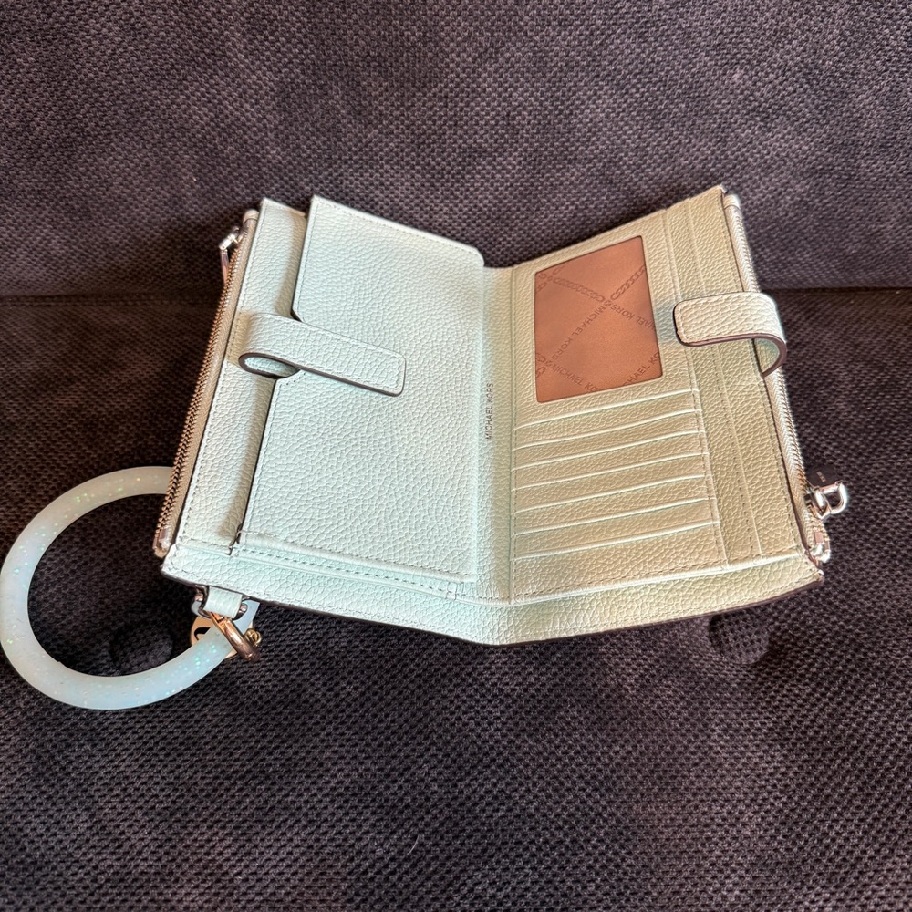 Michael Kors Clutch Purse (Never Used) - Picture 4 of 7